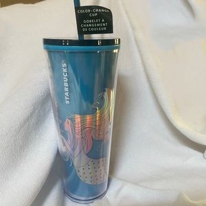 💙🧜🏼‍♀️Starbucks Blue Siren Color Changing Tumbler 24oz🧜🏼‍♀️💙
